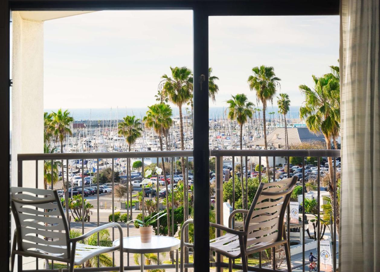 Sonesta Redondo Beach And Marina Екстериор снимка