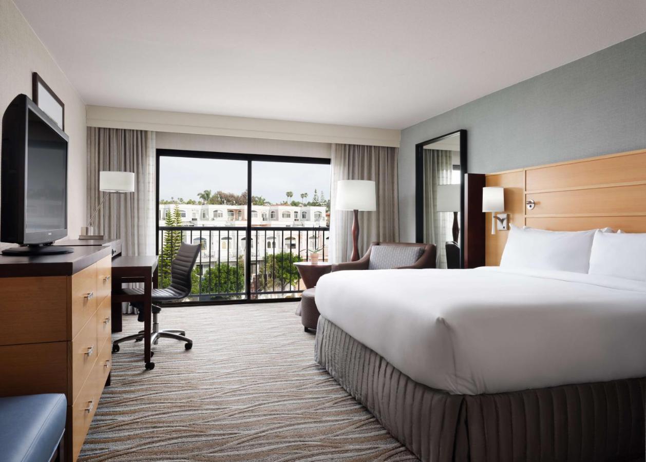 Sonesta Redondo Beach And Marina Екстериор снимка