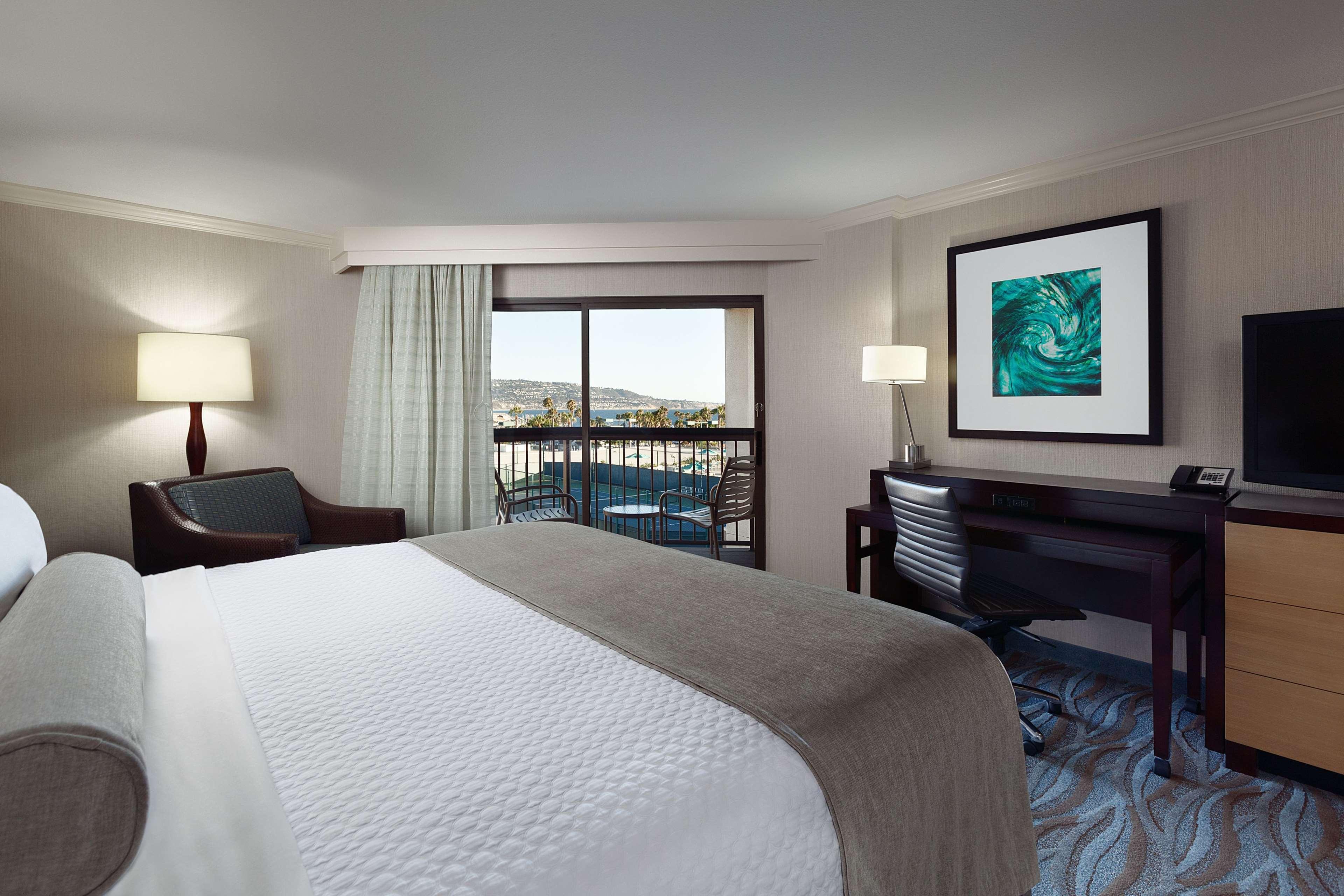 Sonesta Redondo Beach And Marina Екстериор снимка